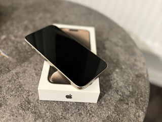 IPhone 15 Pro 256 GB foto 2