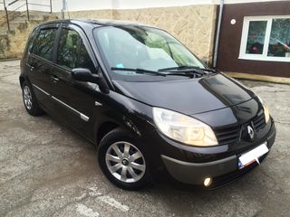 Renault Scenic foto 2