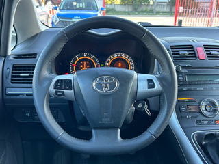 Toyota Auris foto 13