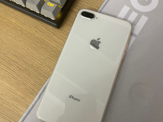 iPhone 8+ 64gb