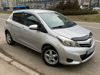 Toyota Yaris foto 3