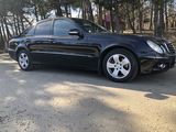 Mercedes E Class foto 1