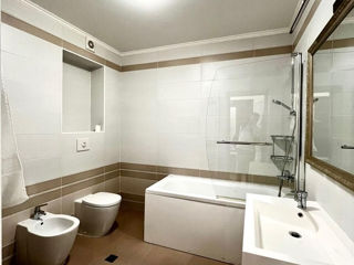 Apartament cu 3 camere, 102 m², Botanica, Chișinău foto 13