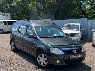 Dacia Logan foto 2