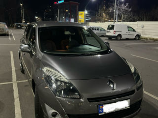 Renault Grand Scenic foto 4