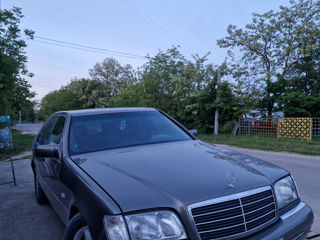 Mercedes S-Class foto 1