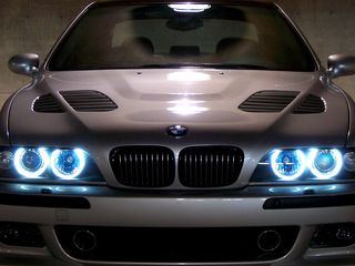 BMW 5 Series foto 1