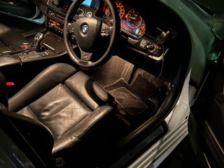 BMW 5 Series foto 6