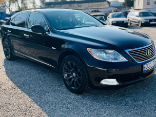 Lexus LS Series foto 2