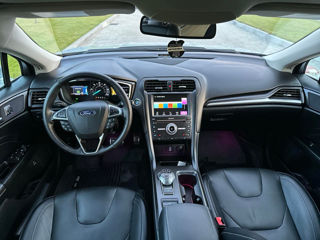 Ford Fusion foto 6