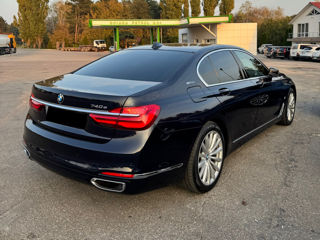 BMW 7 Series foto 3