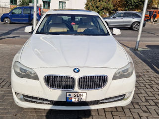 BMW 5 Series foto 5