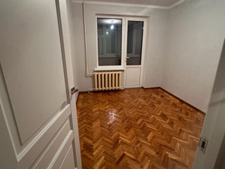 Apartament cu 3 camere, 70 m², Ciocana, Chișinău foto 4
