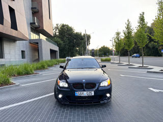 BMW 5 Series foto 8