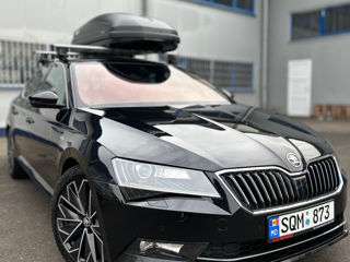 Skoda Superb foto 3