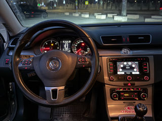 Volkswagen Passat foto 9