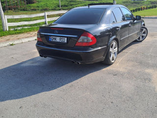 Mercedes E-Class foto 5