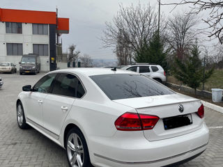 Volkswagen Passat foto 4