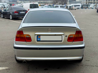 BMW 3 Series foto 7