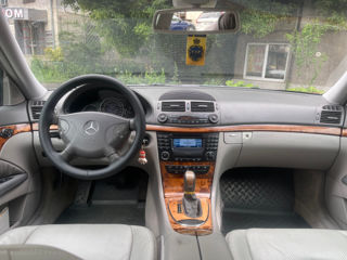 Mercedes E-Class foto 4