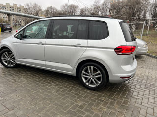 Volkswagen Touran foto 5