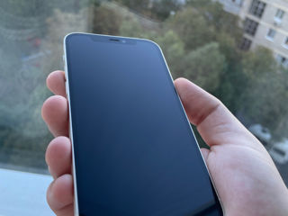 iPhone 12 128GB foto 2