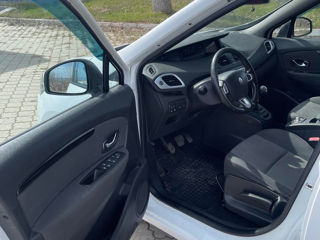 Renault Scenic foto 9