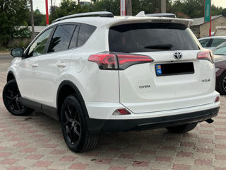 Toyota Rav 4 foto 3