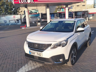 Peugeot 5008 foto 2