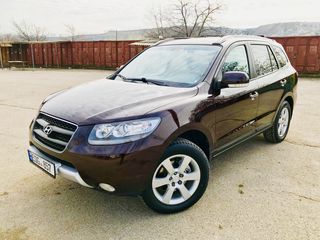 Hyundai Santa FE foto 1