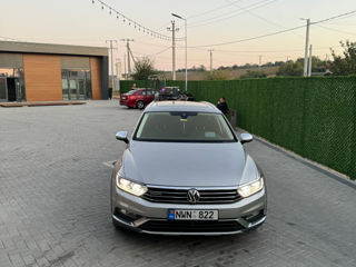 Volkswagen Passat foto 4