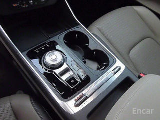 KIA Carnival foto 8