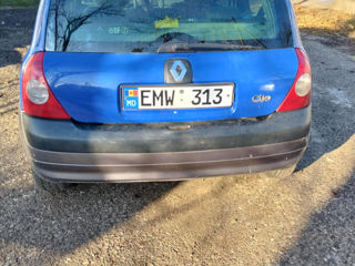 Renault Clio foto 2