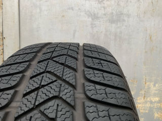 R18/40/225 Pirelli (Iarna) foto 2