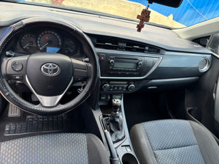 Toyota Auris foto 5