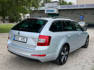 Skoda Octavia foto 3