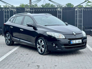 Renault Megane фото 0