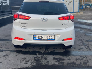 Hyundai i20 foto 5