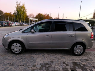 Opel Zafira foto 4