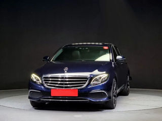 Mercedes E-Class foto 4