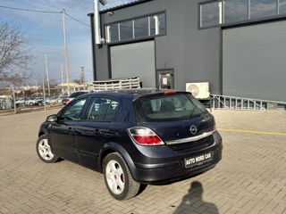 Opel Astra foto 3