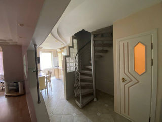Apartament cu 2 camere, 60 m², Centru, Rîbnița foto 2