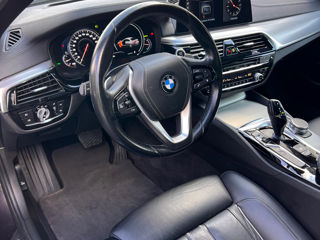 BMW 5 Series foto 17