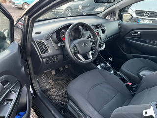 KIA Rio foto 9