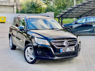 Volkswagen Tiguan foto 1