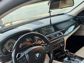 BMW 7 Series foto 7