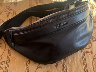 Поясная сумка Guess