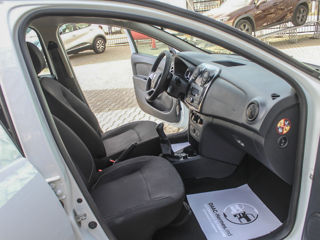 Dacia Logan foto 16