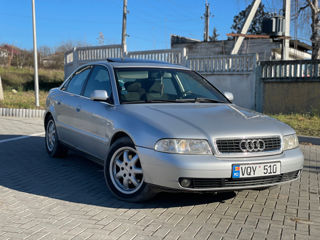 Audi A4 foto 2