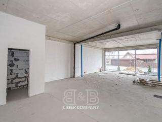 Spatiu comercial 96 mp buiucani str. belinski prima linie foto 6